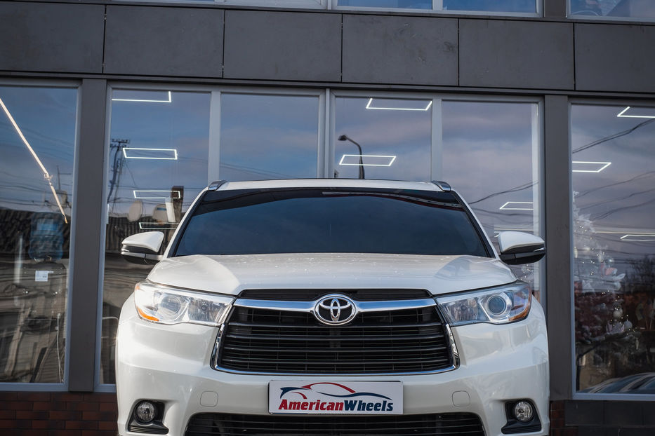Продам Toyota Highlander 2014 года в Черновцах