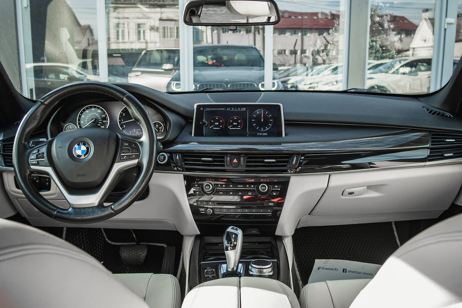 Продам BMW X5 xDrive 35i Luxury Line 2016 года в Черновцах