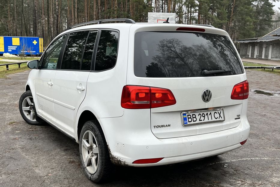 Продам Volkswagen Touran Life 2011 года в Луцке