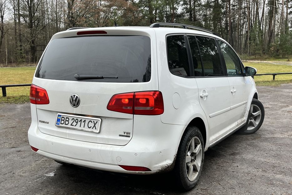 Продам Volkswagen Touran Life 2011 года в Луцке