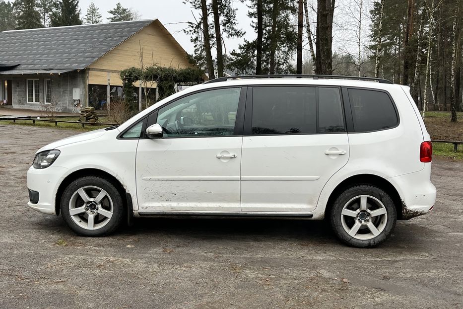 Продам Volkswagen Touran Life 2011 года в Луцке