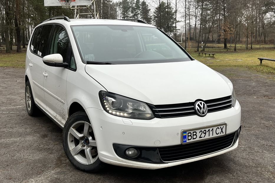 Продам Volkswagen Touran Life 2011 года в Луцке