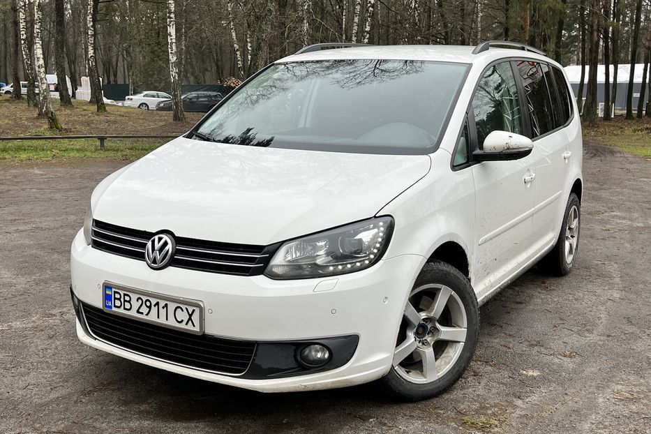 Продам Volkswagen Touran Life 2011 года в Луцке