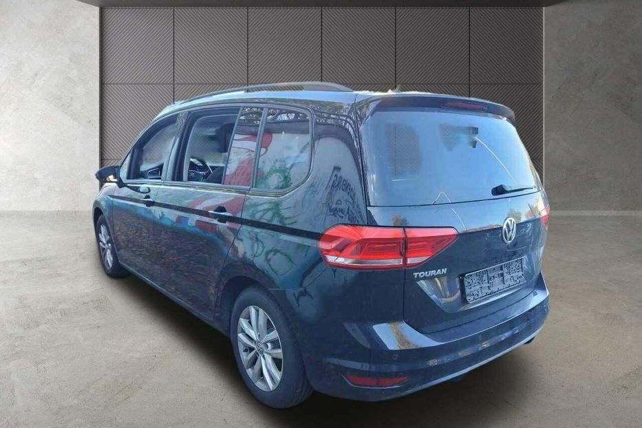 Продам Volkswagen Touran Резерва до 29.01 2018 года в Львове