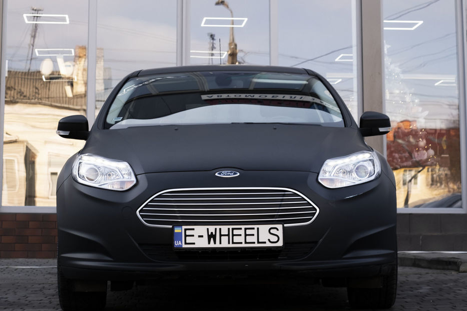 Продам Ford Focus EV 2014 года в Черновцах