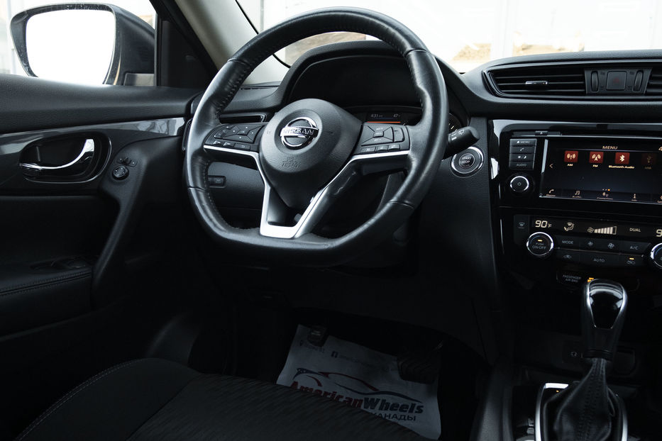 Продам Nissan Rogue SV 2017 года в Черновцах