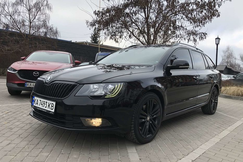 Продам Skoda Superb 125 кВт 170к.с. 2014 года в Киеве