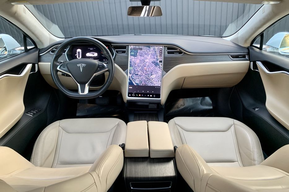 Продам Tesla Model S 75D 2016 года в Киеве