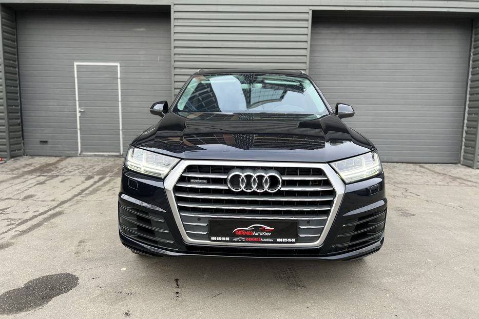 Продам Audi Q7 S-line  2016 года в Киеве