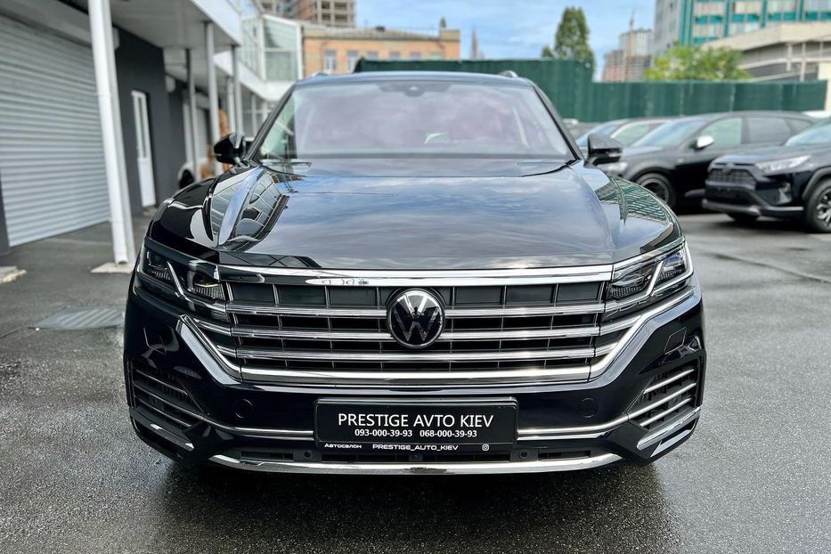 Продам Volkswagen Touareg NEW 2022 года в Киеве