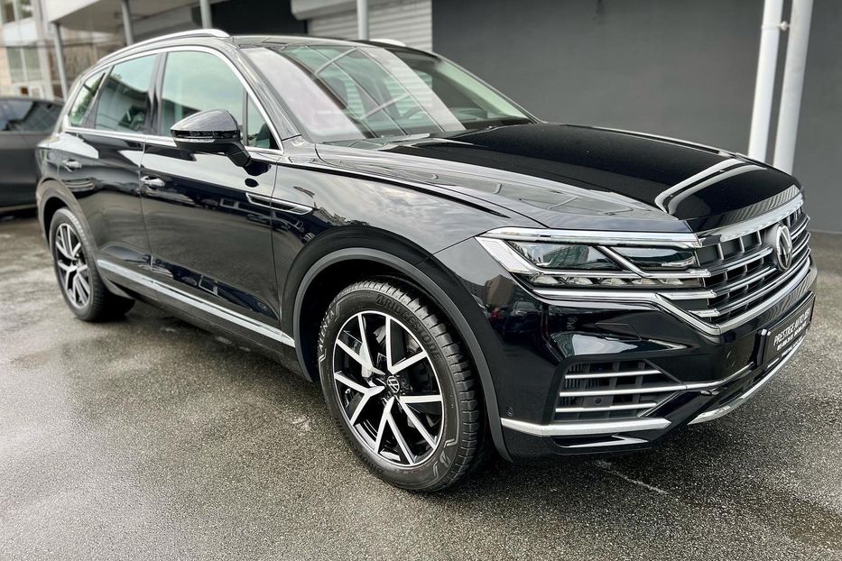 Продам Volkswagen Touareg NEW 2022 года в Киеве