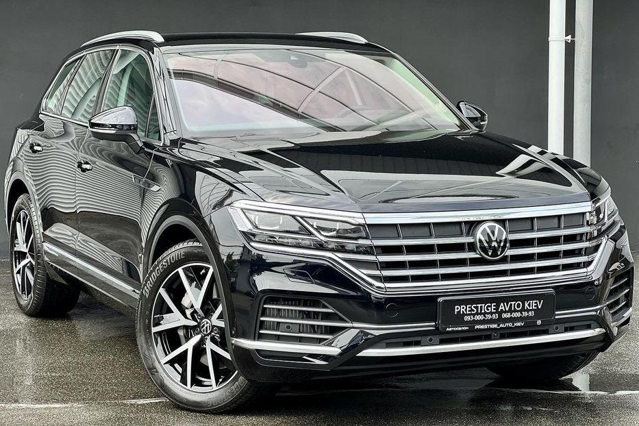 Продам Volkswagen Touareg NEW 2022 года в Киеве