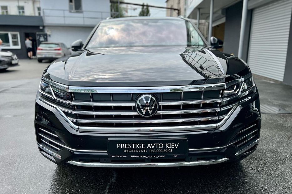 Продам Volkswagen Touareg NEW 2022 года в Киеве