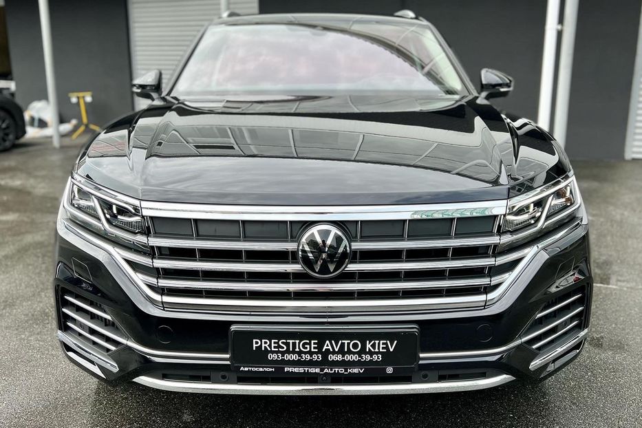 Продам Volkswagen Touareg NEW 2022 года в Киеве