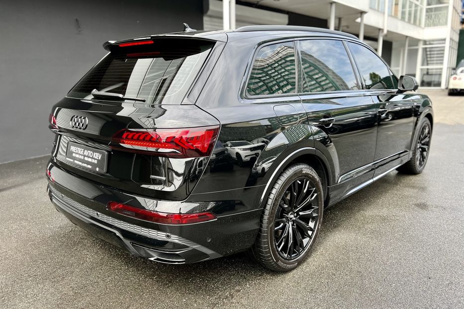 Продам Audi Q7 S-LINE 3.0TDI BLACK ALL 2021 года в Киеве