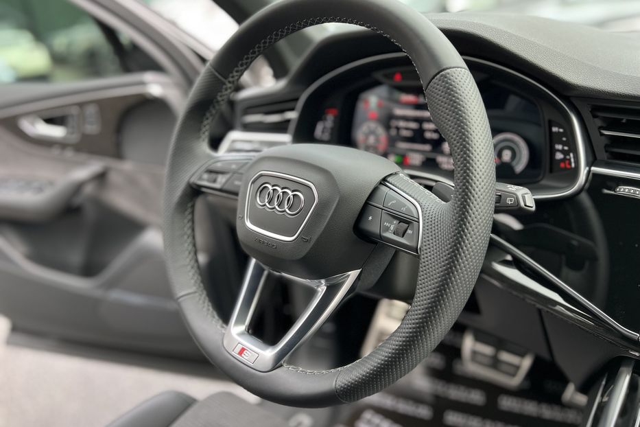 Продам Audi Q7 S-LINE 3.0TDI BLACK ALL 2021 года в Киеве