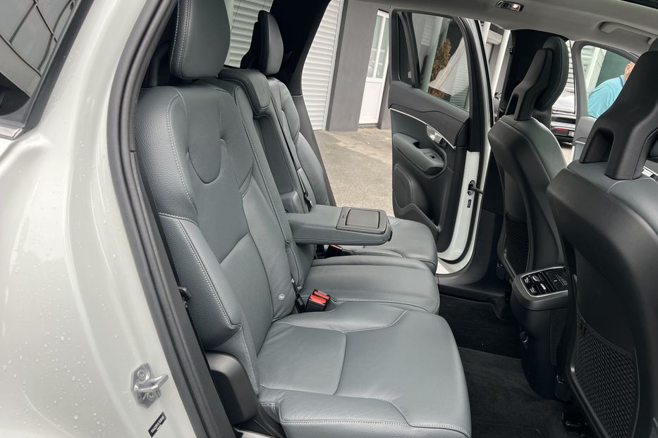 Продам Volvo XC90 2019 года в Киеве