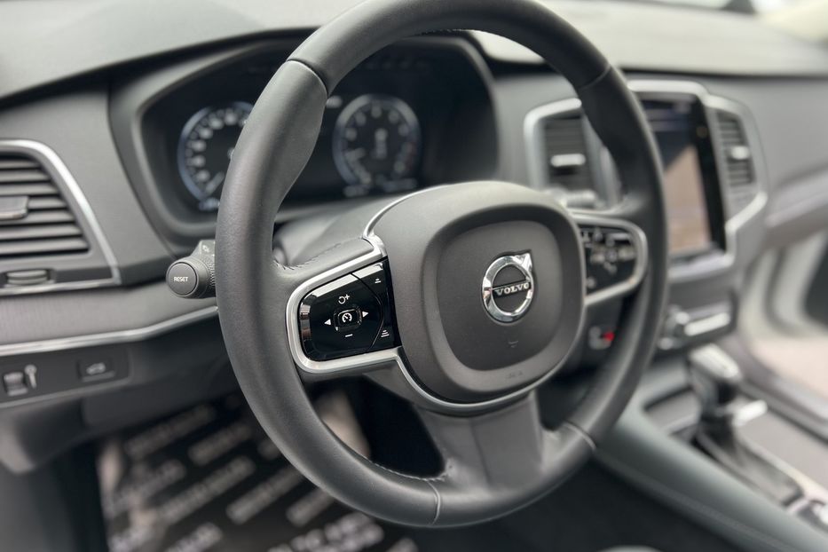 Продам Volvo XC90 2019 года в Киеве