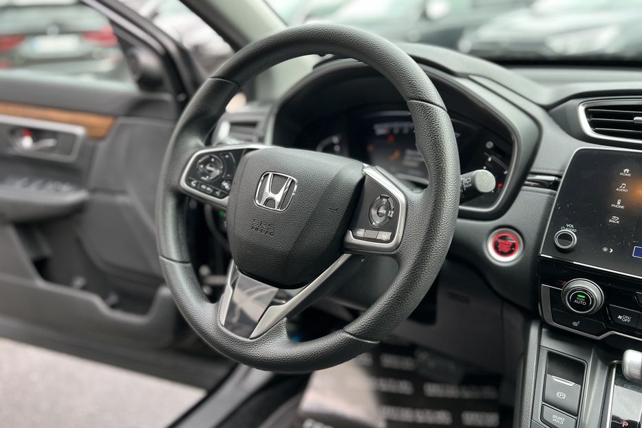 Продам Honda CR-V 2018 года в Киеве