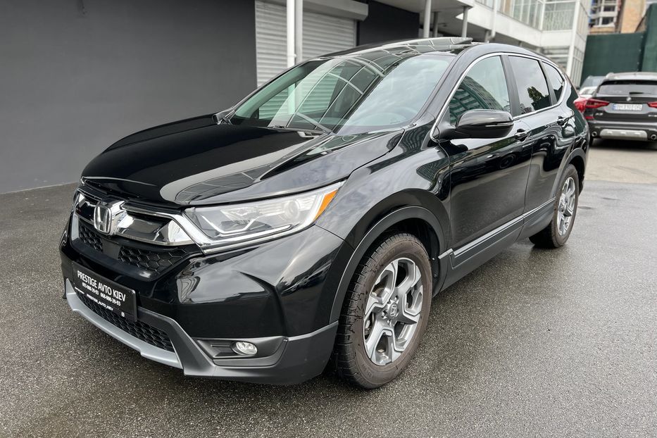 Продам Honda CR-V 2018 года в Киеве