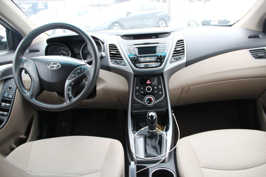 Продам Hyundai Elantra 2014 года в Одессе