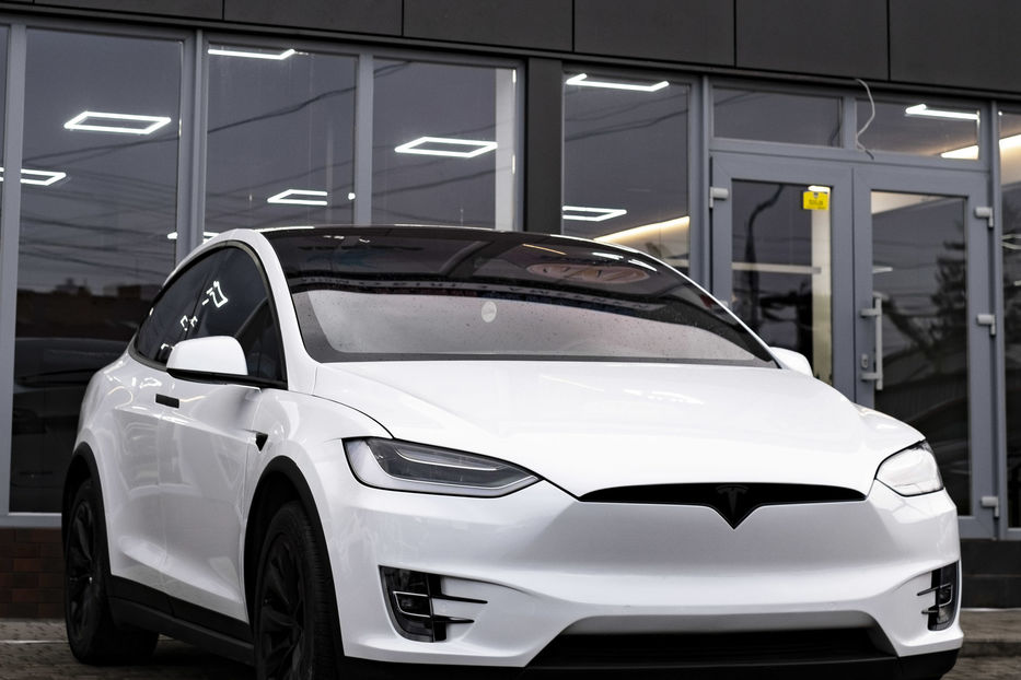 Продам Tesla Model X AWD Long Range Plus  2020 года в Черновцах