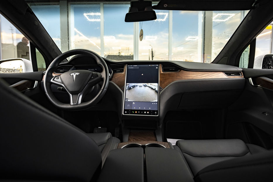 Продам Tesla Model X AWD Long Range Plus  2020 года в Черновцах