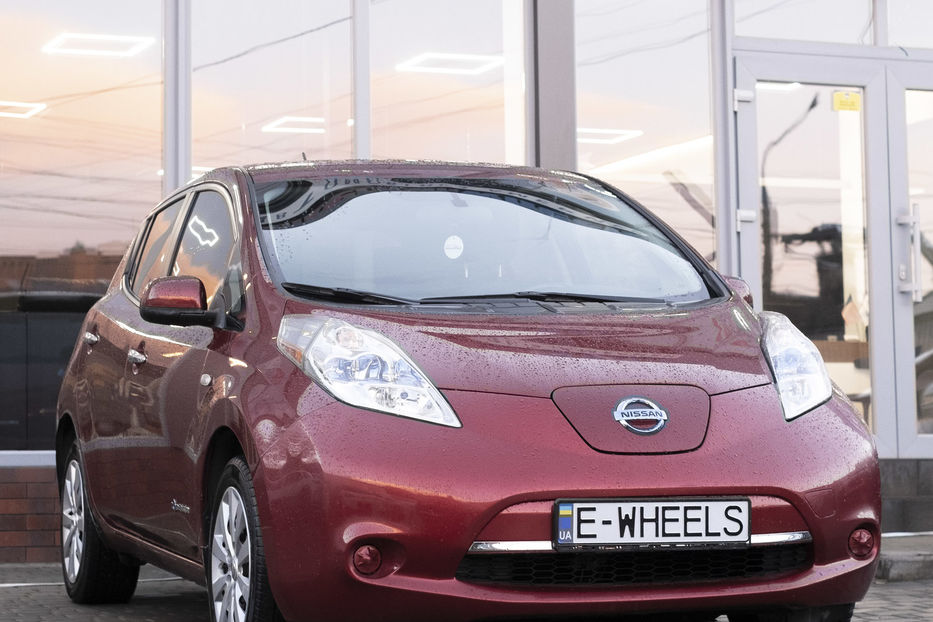 Продам Nissan Leaf 2015 года в Черновцах