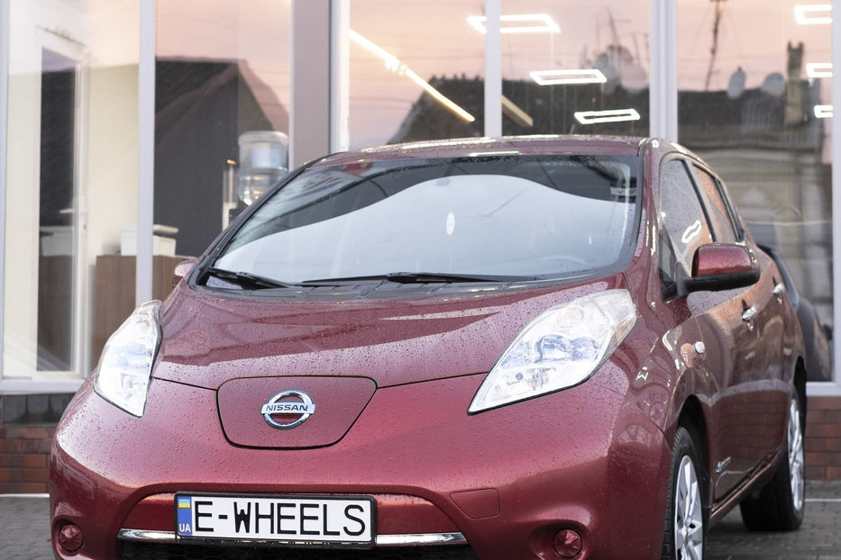 Продам Nissan Leaf 2015 года в Черновцах