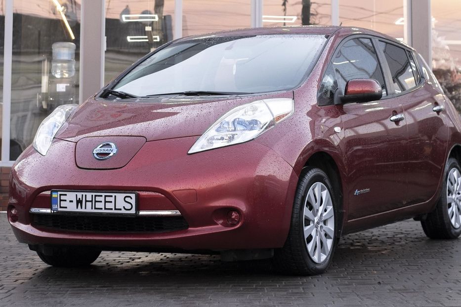 Продам Nissan Leaf 2015 года в Черновцах