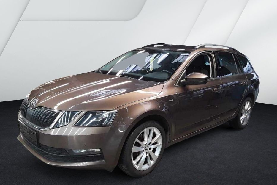 Продам Skoda Octavia A7 WEBASTO NE MALOWANA  2018 года в Львове