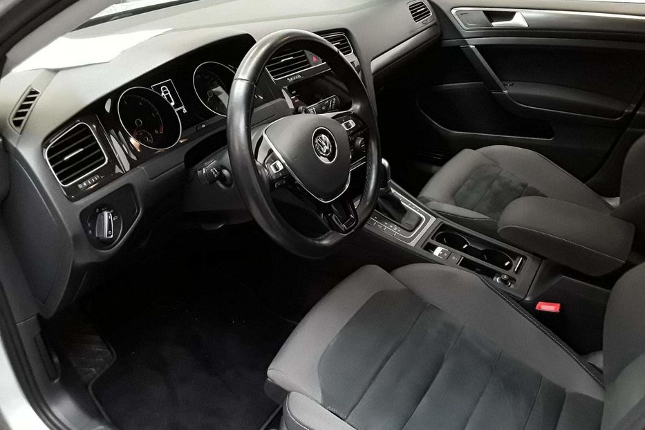 Продам Volkswagen Golf VII NE MALOVAN Comfortline  2019 года в Львове