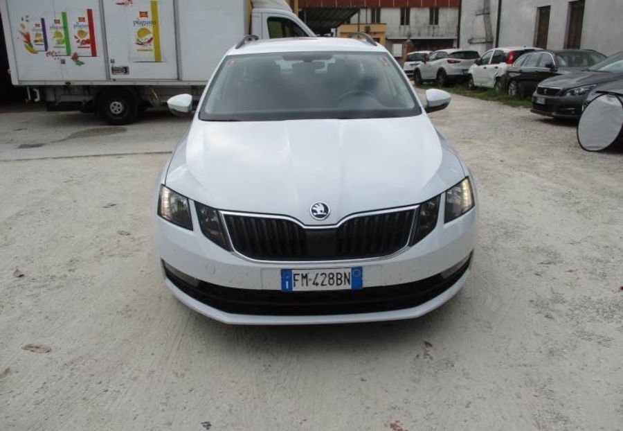 Продам Skoda Octavia A7 Automat Led  2017 года в Львове