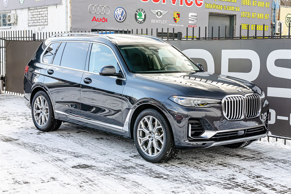 Продам BMW X7 40i Xdrive 2021 года в Киеве