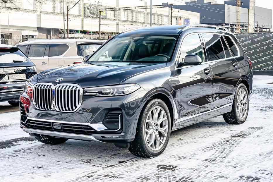 Продам BMW X7 40i Xdrive 2021 года в Киеве