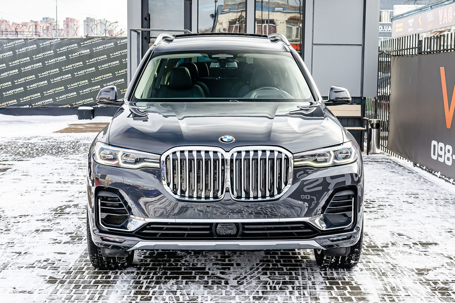 Продам BMW X7 40i Xdrive 2021 года в Киеве