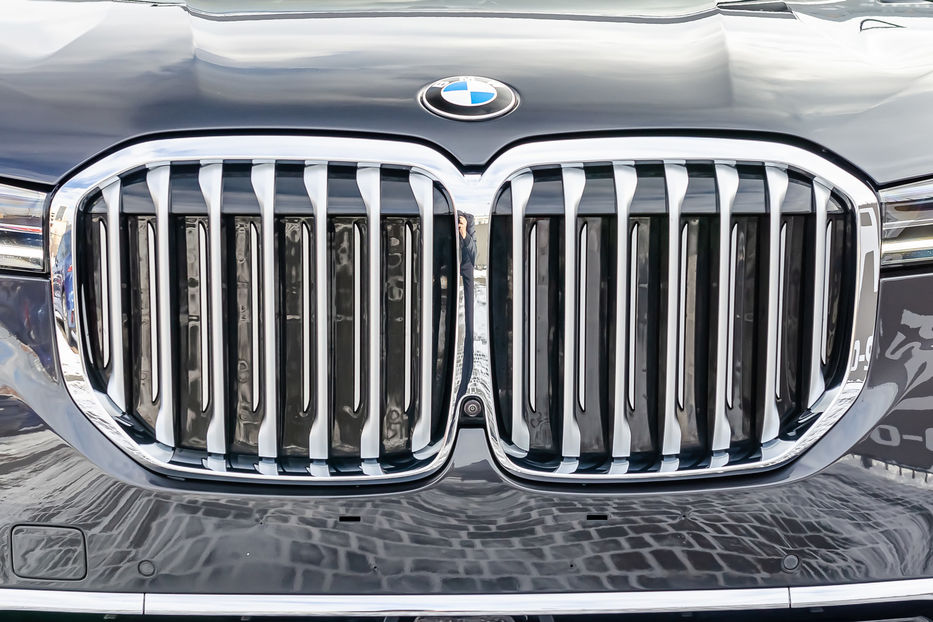 Продам BMW X7 40i Xdrive 2021 года в Киеве