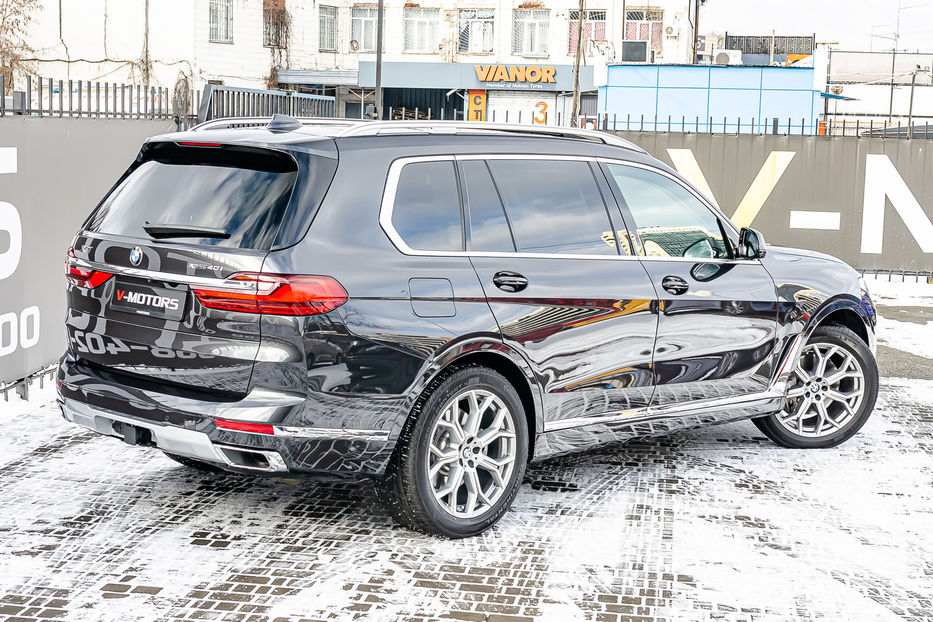 Продам BMW X7 40i Xdrive 2021 года в Киеве