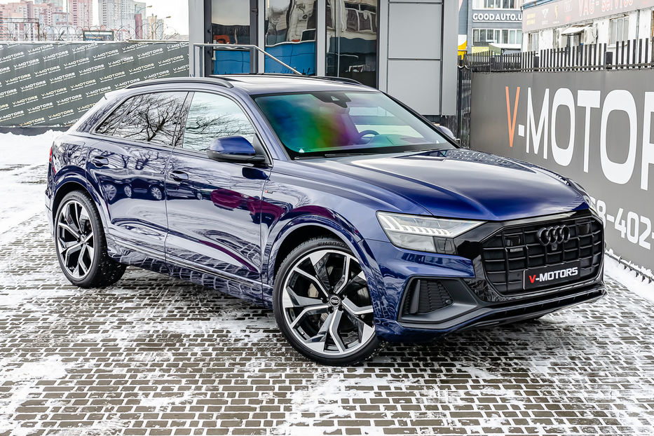 Продам Audi Q8 50TDI S Line 2019 года в Киеве