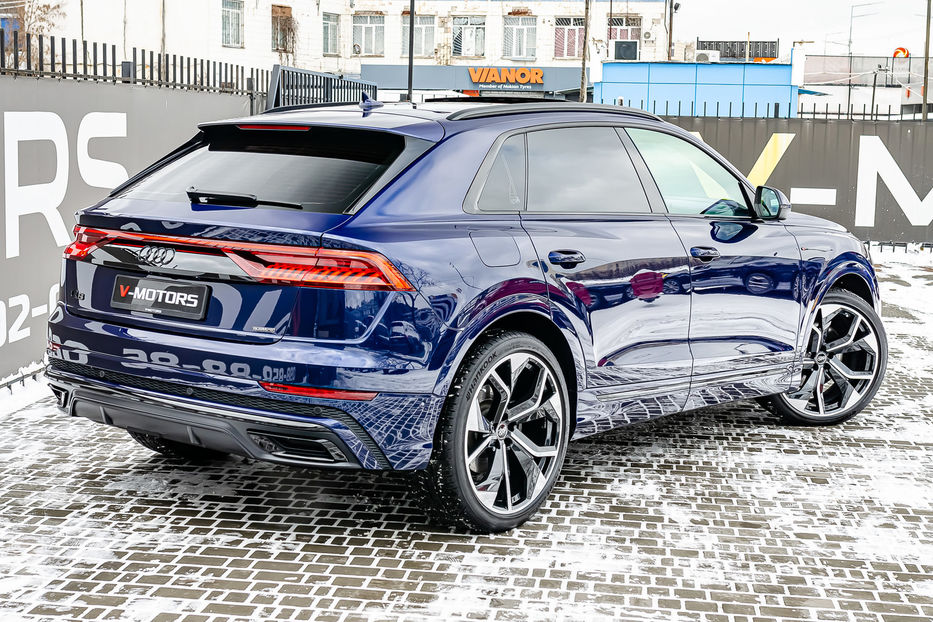 Продам Audi Q8 50TDI S Line 2019 года в Киеве