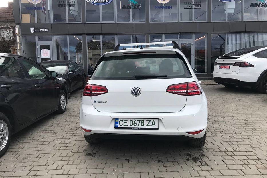 Продам Volkswagen e-Golf 2016 года в Черновцах