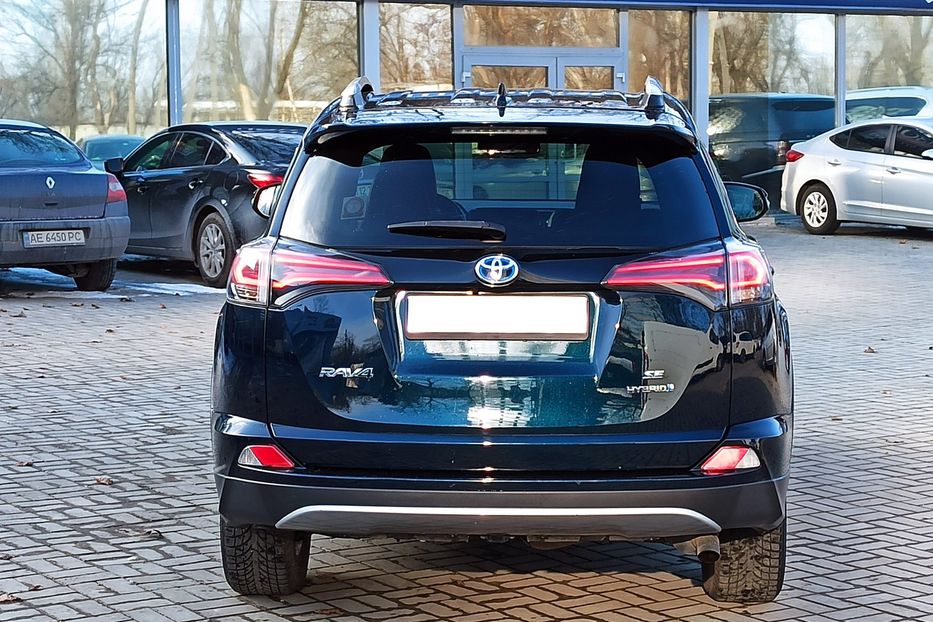 Продам Toyota Rav 4 Hybrid SE 2017 года в Днепре