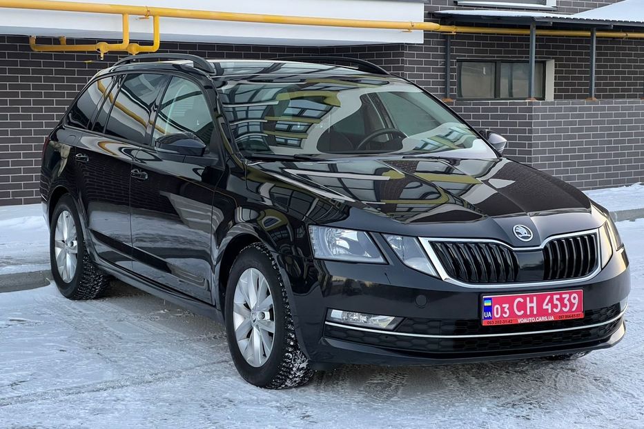 Продам Skoda Octavia A7 SHKIRA STБЕЗ ПІДКРАСІВ В УКР 2019 года в Львове