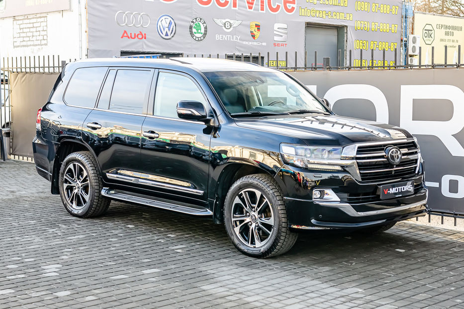 Продам Toyota Land Cruiser 200 SPECIAL EDITION 2017 года в Киеве