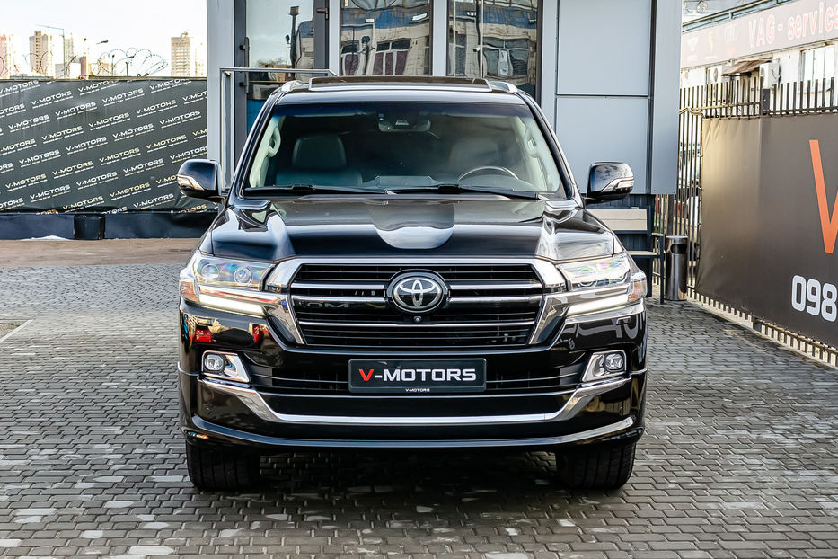 Продам Toyota Land Cruiser 200 SPECIAL EDITION 2017 года в Киеве