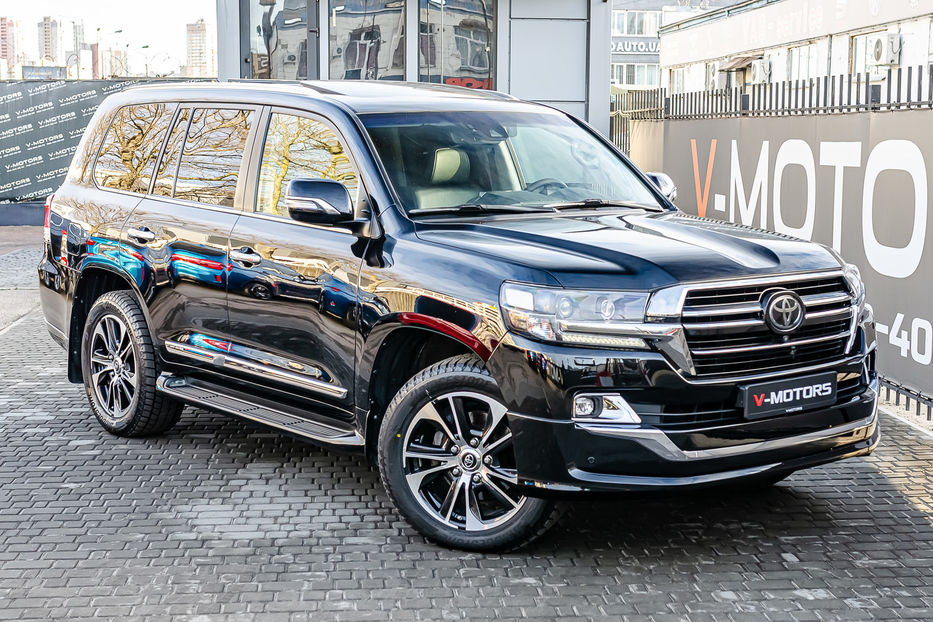 Продам Toyota Land Cruiser 200 SPECIAL EDITION 2017 года в Киеве