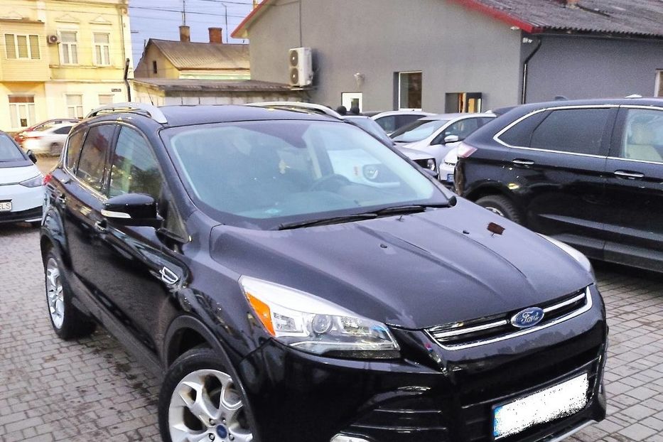 Продам Ford Escape Titanium 2015 года в Черновцах