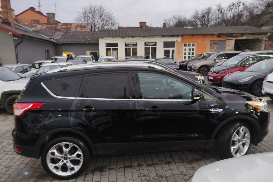 Продам Ford Escape Titanium 2015 года в Черновцах