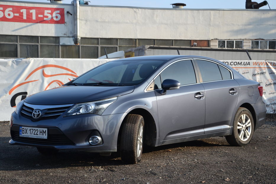 Продам Toyota Avensis 2012 года в Хмельницком