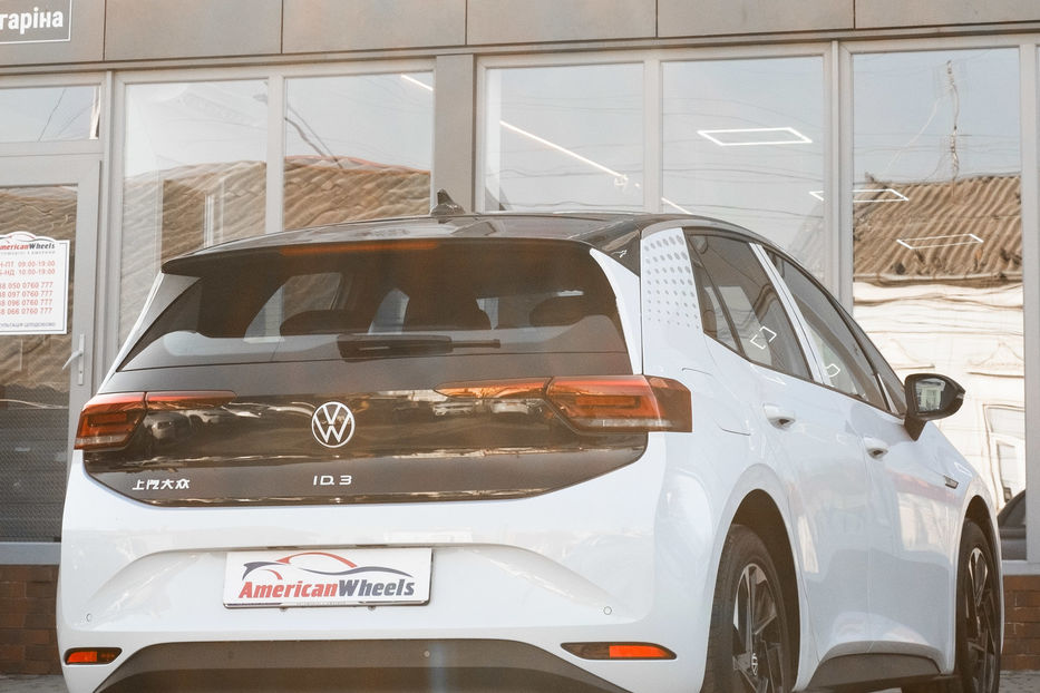 Продам Volkswagen ID.3 Pure 2022 года в Черновцах